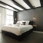 Bed & Breakfast Joz, Historic In Centre Of 3*