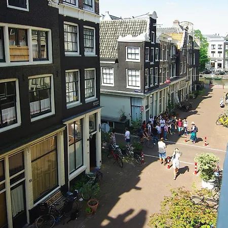 Joz, Historic In Centre Of Bed & Breakfast