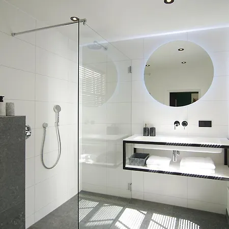 Joz, Historic In Centre Of 3* Amsterdam