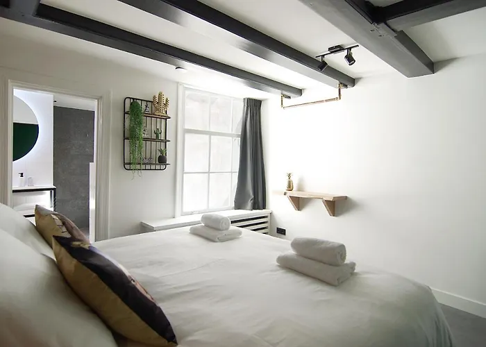 Frühstückspension Joz, Historic In Centre Of 3*