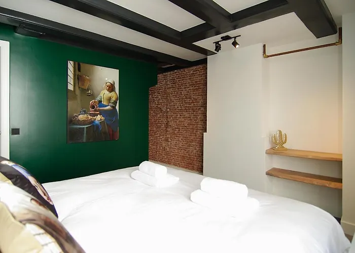 Joz, Historic In Centre Of Frühstückspension Amsterdam