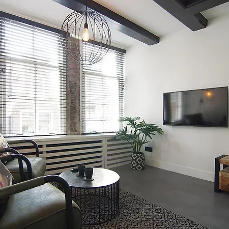 Joz, Historic In Centre Of Bed & Breakfast Amsterdam
